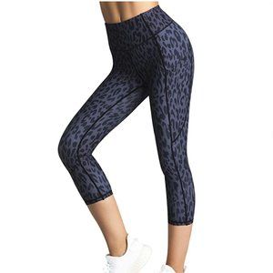 FITTIN Dark Grey Women's Workout Capris w/ Pocket